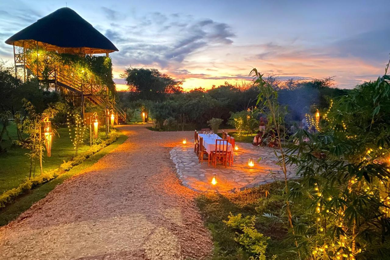 Murchison Falls Bamboo Village Paraa Exterior photo