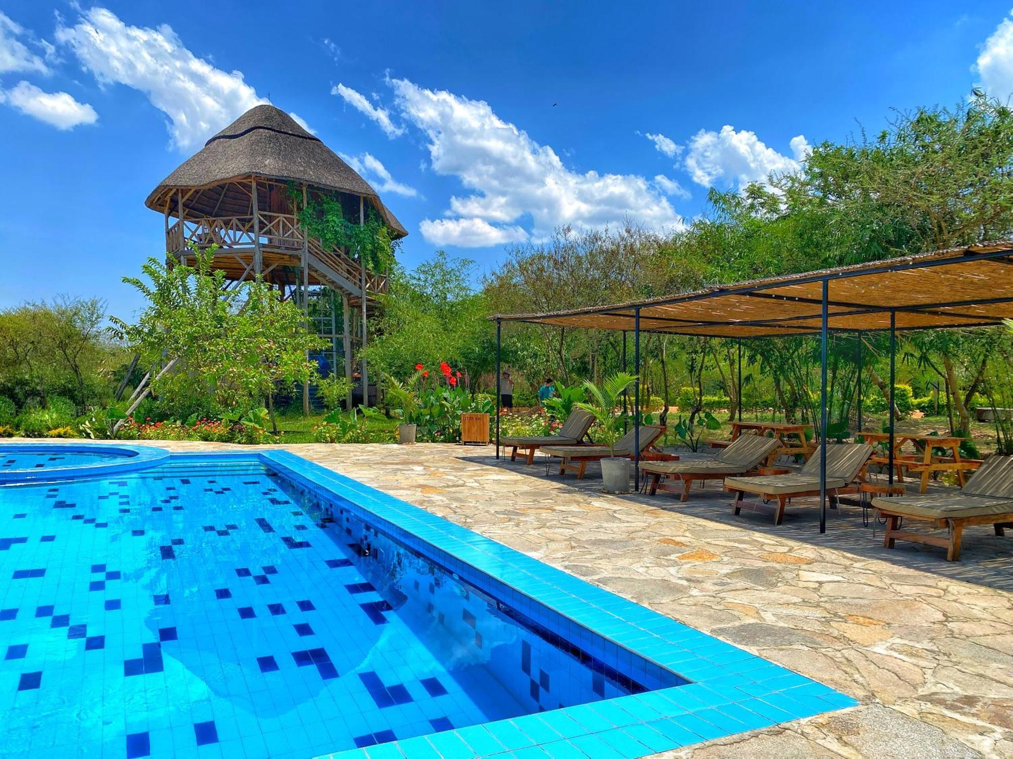Murchison Falls Bamboo Village Paraa Exterior photo